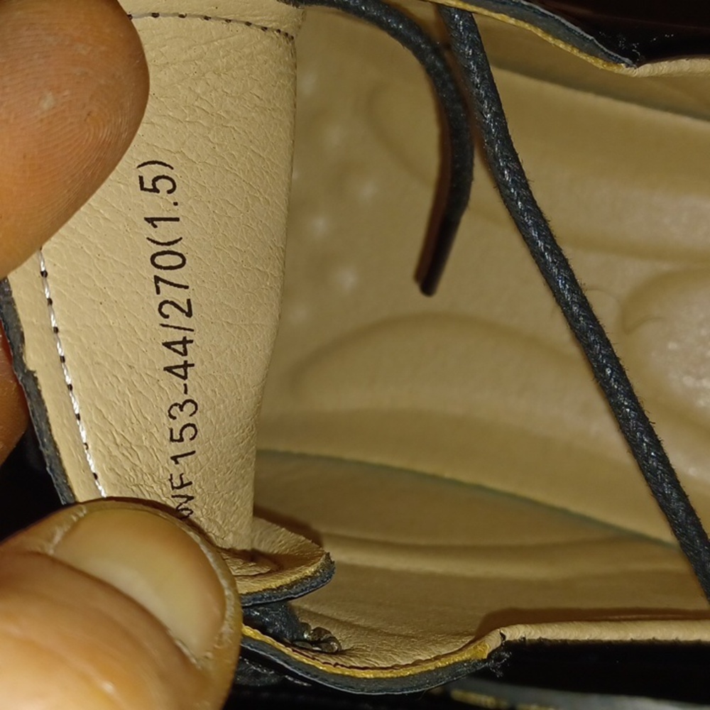 Black Brand New Womens Patent Leather Loafers/Oxfords. 10.5sz - Picture 3 of 5